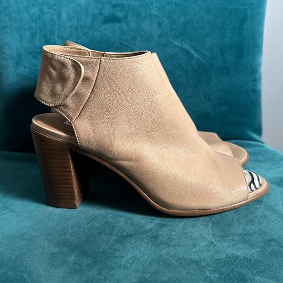 Steve Madden Nonstp Beige Leather Shootie - Size 7.5 - Picture 6 of 8